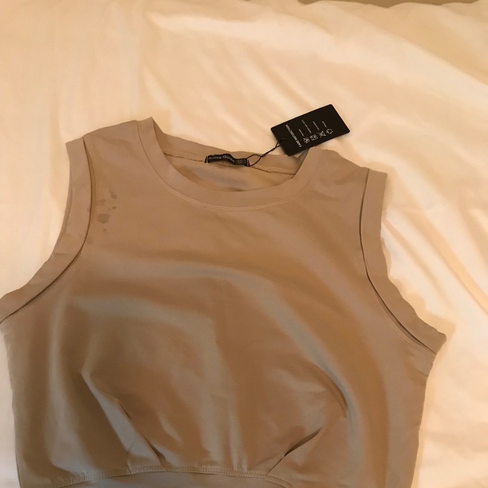 Arrive Guide crop top that is beige size small